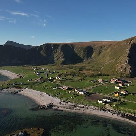 Sjarmerende Hus Med Orkesterplass Til Hav Og Fjell Stave Extérieur photo