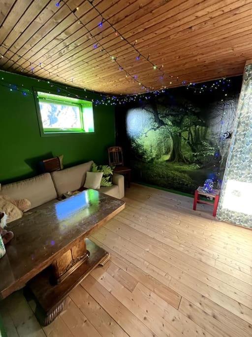 Sjarmerende Hus Med Orkesterplass Til Hav Og Fjell Stave Extérieur photo