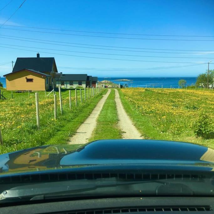 Sjarmerende Hus Med Orkesterplass Til Hav Og Fjell Stave Extérieur photo